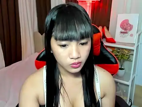 Alodia_so_hot stripchat live cam model