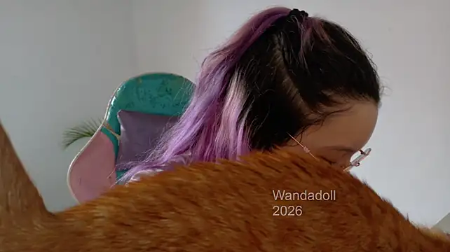 WandaDoll stripchat live cam model