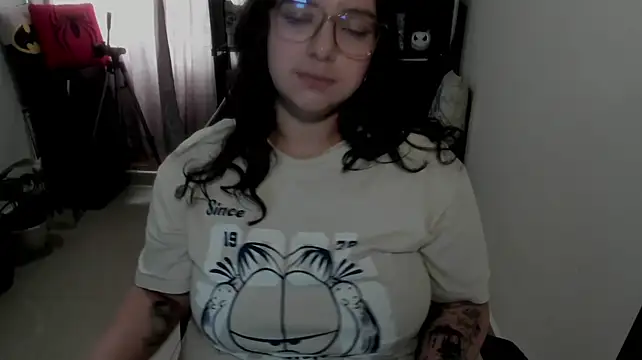 aika-dreams stripchat live cam model