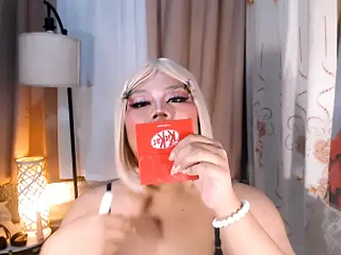 TSbrianaHugeCock stripchat live cam model