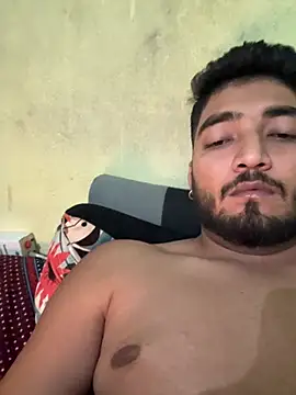 hornyAadii stripchat live cam model