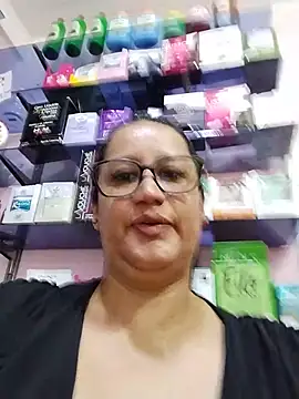 keilymadam stripchat live cam model