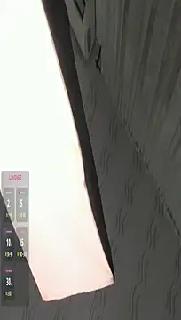 cora_luxe stripchat live cam model