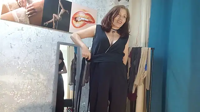 Samantabrown_ stripchat live cam model