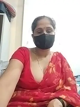 sexxyradha stripchat live cam model