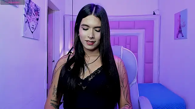 CryBabyVelvet stripchat live cam model