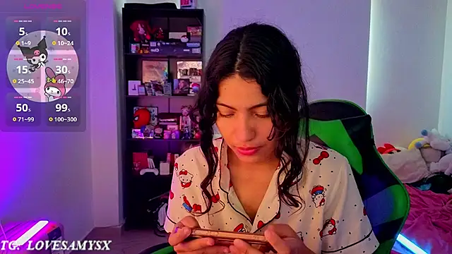 Lovelyamyy stripchat live cam model