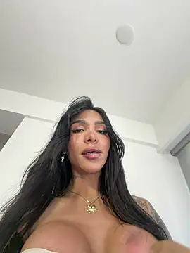 divavirtual11 stripchat live cam model