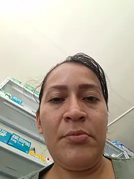 Dr_Edna_naughty stripchat live cam model
