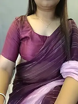 YourNickyy stripchat live cam model