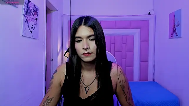CryBabyVelvet stripchat live cam model