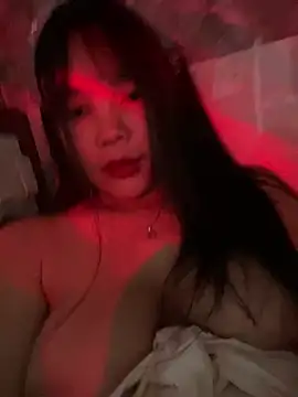 Nolan-2k stripchat live cam model