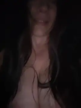 LeilaSaint stripchat live cam model