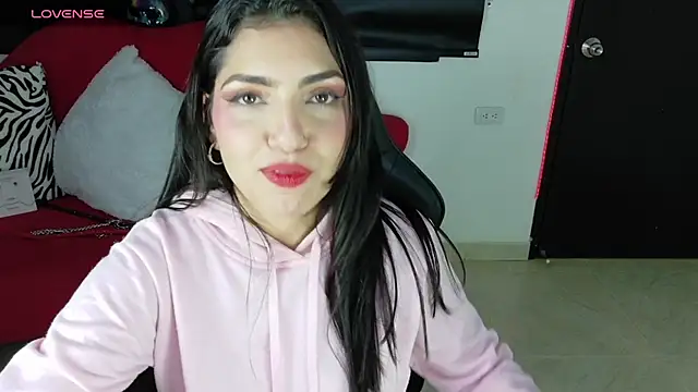 LunaSub69_ stripchat live cam model