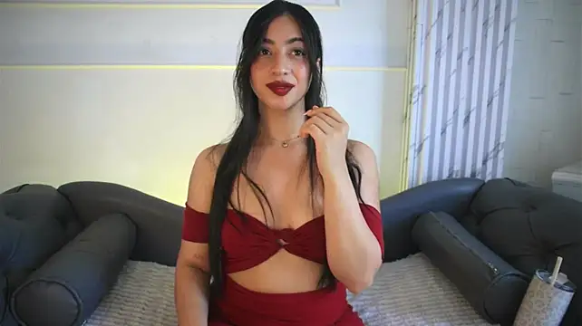 charlotterusso stripchat live cam model