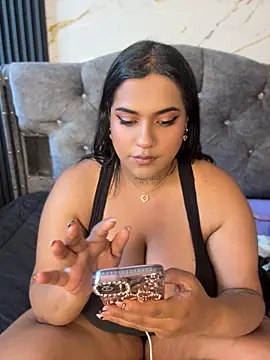 Nahomy-fire stripchat live cam model
