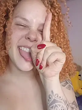 Alaska_colors7 stripchat live cam model