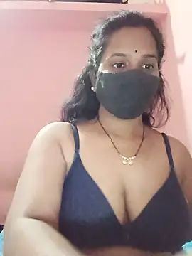 Miss-Dolly07 stripchat live cam model