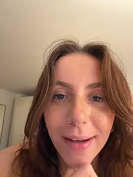 Cherry-Bean stripchat live cam model