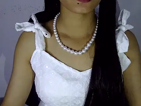 Shezi_N stripchat live cam model