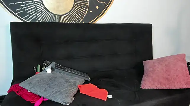 gaialewis stripchat live cam model
