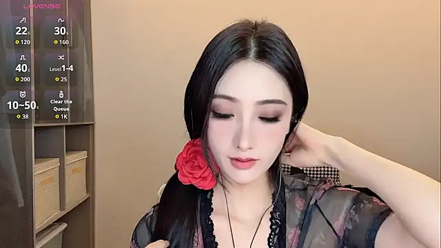 Tindraa stripchat live cam model