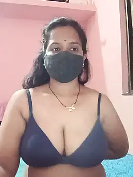 Miss-Dolly07 stripchat live cam model
