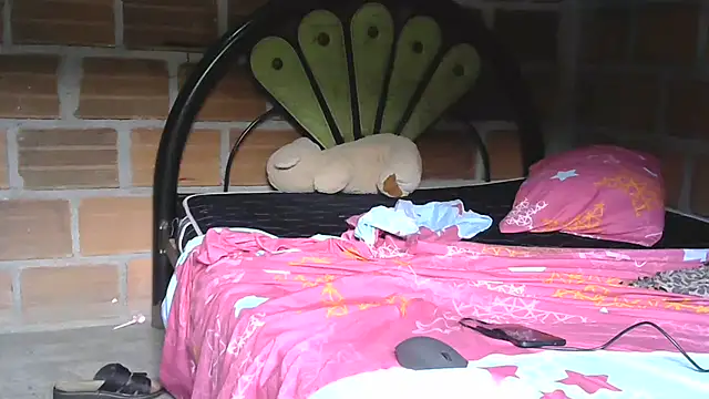 tistmature-69 stripchat live cam model