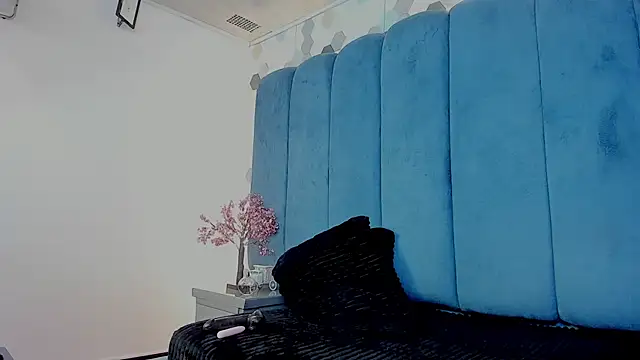 Rebel_white89 stripchat live cam model