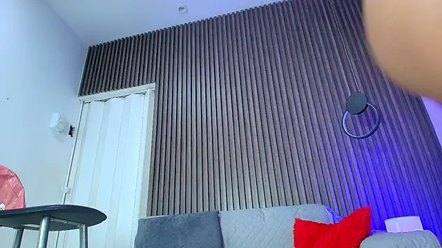 biancaa_18 stripchat live cam model