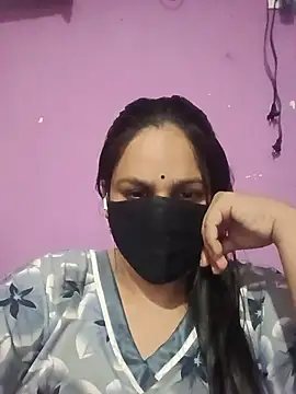 01Mona stripchat live cam model