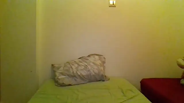 sweetmella_ stripchat live cam model