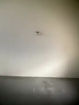 Sollanokm stripchat live cam model