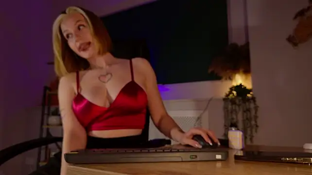 ClaireMathis stripchat live cam model