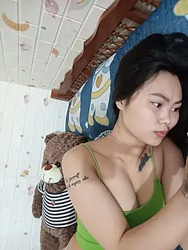 Lynk2x stripchat live cam model