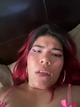 alliepat stripchat live cam model