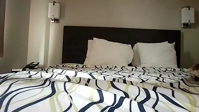 Deoinlove stripchat live cam model