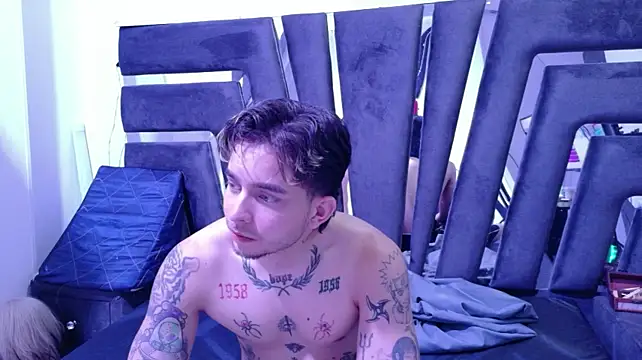 AliceandMax stripchat live cam model