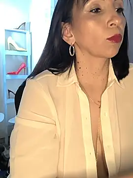 Mrsvictoriaaa stripchat live cam model