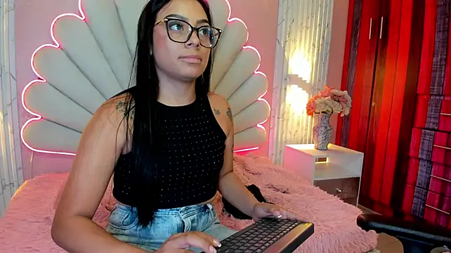 Katemos_st stripchat live cam model