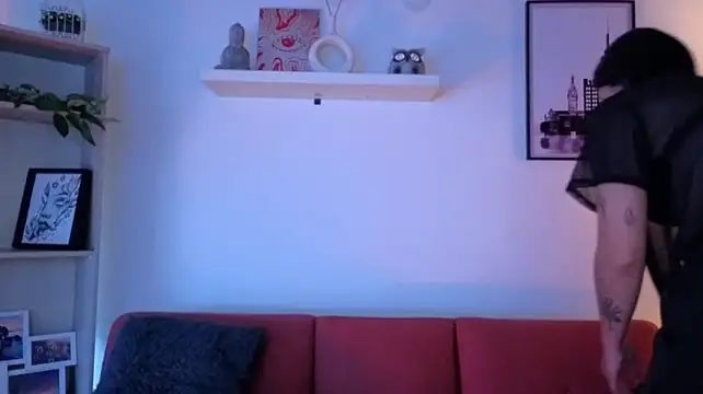 Hollyxx_ stripchat live cam model