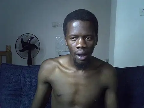 Thee_Biggest stripchat live cam model