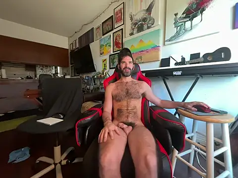 Pupscritch stripchat live cam model