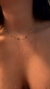 HannaBeckett stripchat live cam model