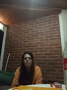 EmayGero888 stripchat live cam model