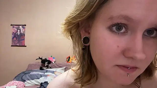 JosephineBulmer stripchat live cam model