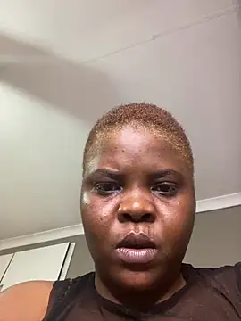 spicybootie stripchat live cam model