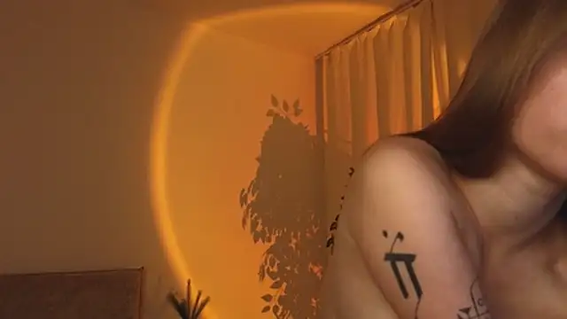 _Selestia_ stripchat live cam model