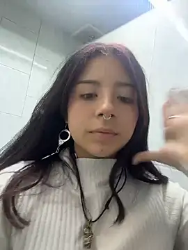 softdoll-_ stripchat live cam model