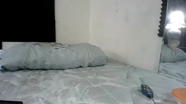 SucculentSexiness0 stripchat live cam model